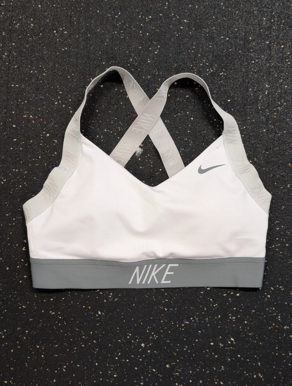 Nike Indy Light Support Logo Back Sports Bra Womens White Dri Fit  858583-100